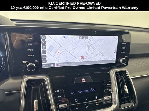 Certified 2023 Kia Sorento SX AWD/4WD image 6