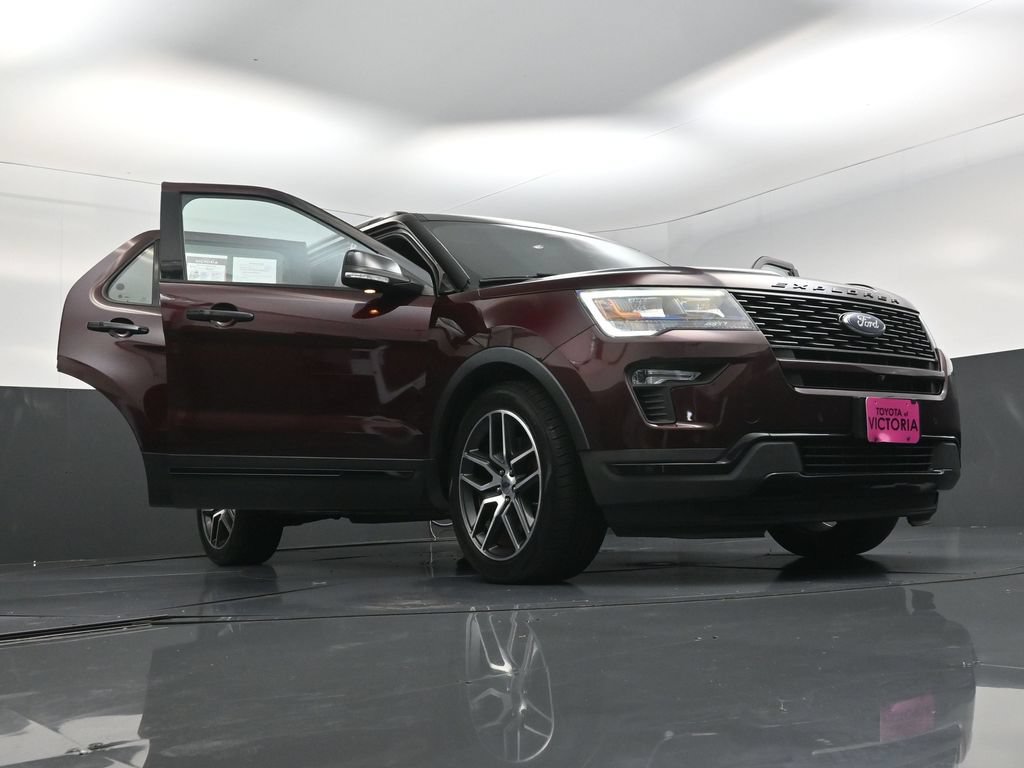 Used 2019 Ford Explorer Sport w/ Equipment Group 401A AWD/4WD image 27