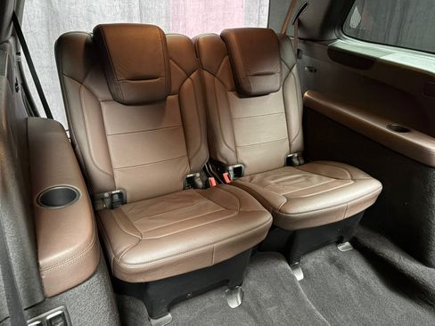 Used 2015 Mercedes-Benz GL 450 4MATIC w/ Premium Package w/ Lighting Package image 32