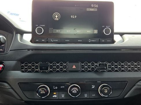 Used 2025 Honda Accord LX image 24