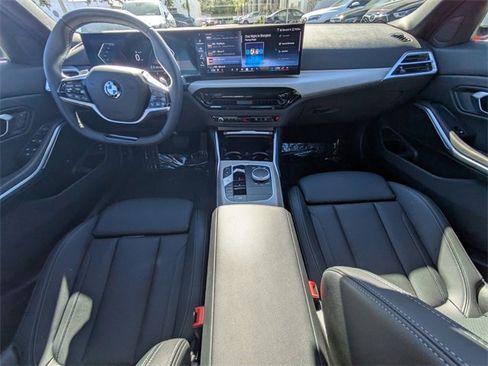Used 2025 BMW 330i xDrive Sedan image 12