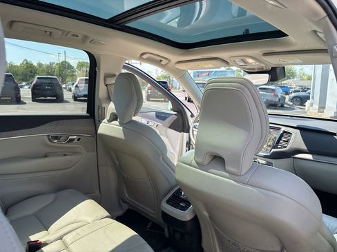 Used 2023 Volvo XC90 B6 Plus w/ Protection Package Premier AWD/4WD image 35