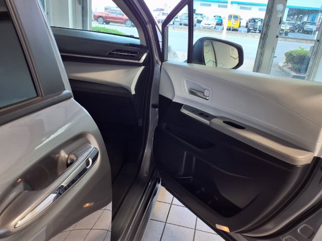Used 2026 Toyota Sienna XLE FWD image 28