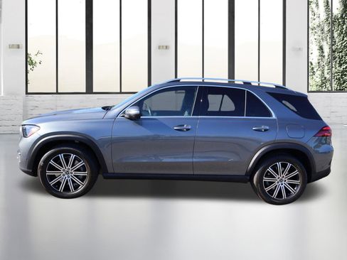 Certified 2025 Mercedes-Benz GLE 450e 4MATIC image 2