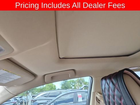 Used 2019 Toyota Highlander XLE FWD image 17