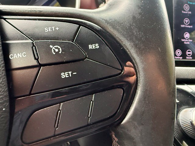 Used 2020 Chrysler Pacifica Touring-L FWD image 23