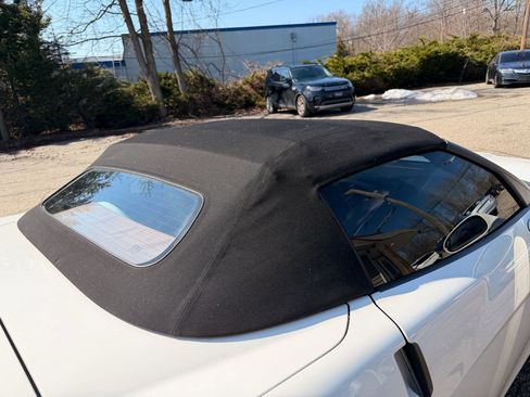 Used 2006 Chevrolet Corvette Convertible w/ Preferred Equipment Group image 15