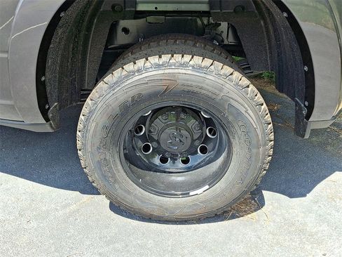 New 2025 RAM 3500 Limited image 5