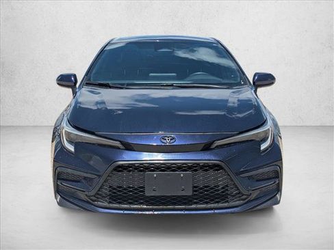 Used 2023 Toyota Corolla SE FWD image 2