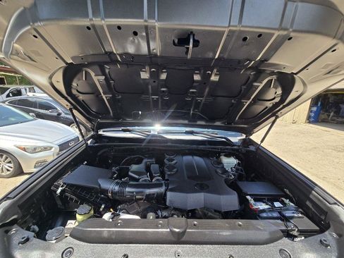 Used 2012 Toyota 4Runner SR5 RWD image 24