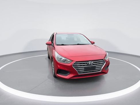 Used 2019 Hyundai Accent SE FWD image 3