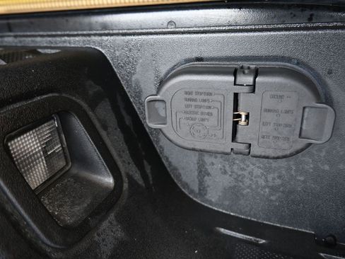 Used 2017 Toyota Tacoma TRD Off-Road image 51