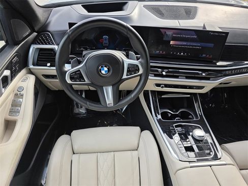 Certified 2024 BMW X7 xDrive40i w/ M Sport Package image 13