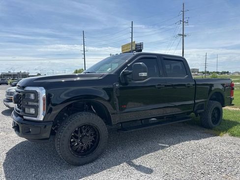 Used 2024 Ford F250 XLT w/ XLT Premium Package AWD/4WD image 1