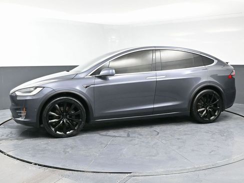 Used 2021 Tesla Model X Long Range image 5