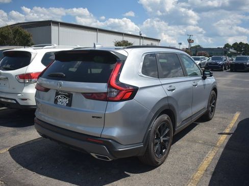 Used 2024 Honda CR-V Sport image 4
