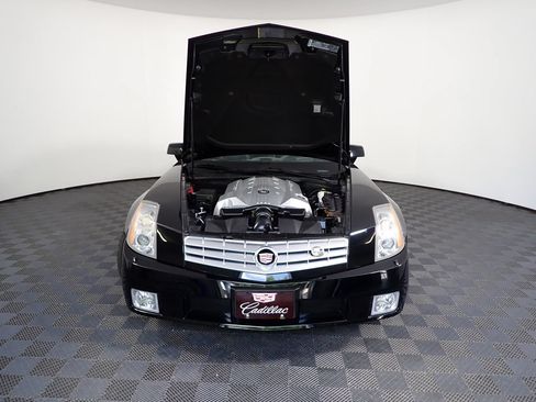 Used 2005 Cadillac XLR RWD image 33