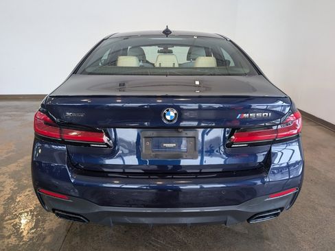 Used 2021 BMW M550i xDrive w/ Dynamic Handling Package image 4