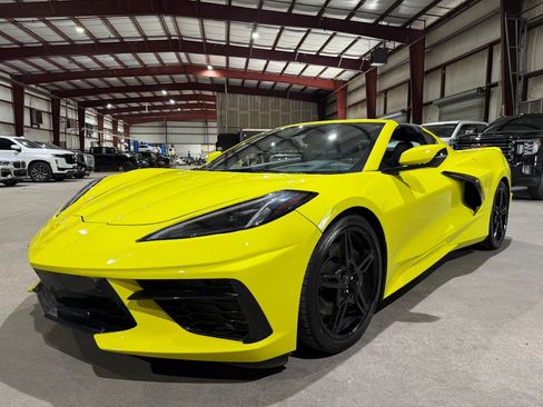 Used 2020 Chevrolet Corvette Stingray Premium Cpe w/ 3LT Preferred Equipment Group RWD image 9
