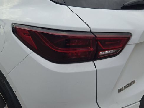 Used 2023 Chevrolet Blazer LT FWD image 20