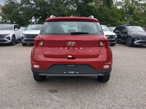 New 2026 Hyundai Venue SEL FWD image 6