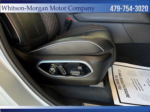 Used 2025 Jeep Grand Cherokee L Summit w/ Obsidian Package image 51