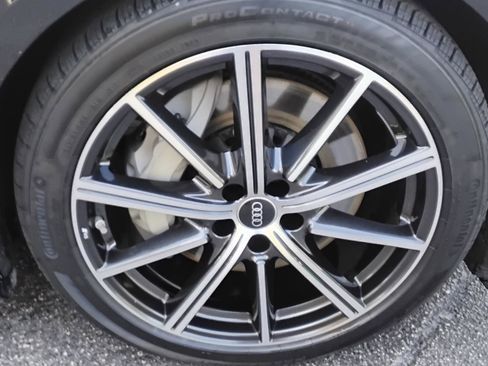 Certified 2025 Audi A6 3.0T Premium w/ Convenience Plus Package image 11