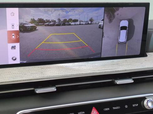 Certified 2026 Genesis GV80 3.5T Prestige AWD/4WD image 17