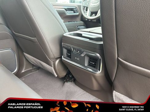 New 2026 GMC Sierra 2500 Denali w/ Denali Reserve Package AWD/4WD image 29