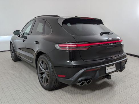 Used 2026 Porsche Macan AWD/4WD image 3