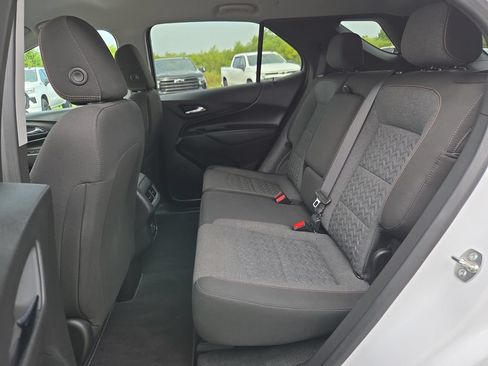 Certified 2024 Chevrolet Equinox LT FWD image 28