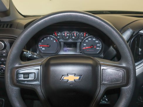 Used 2020 Chevrolet Silverado 1500 Custom w/ Custom Value Package image 23