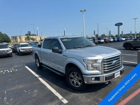 Used 2015 Ford F150 XLT w/ Equipment Group 302A Luxury AWD/4WD image 3