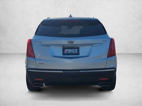 Used 2018 Cadillac XT5 Luxury AWD/4WD image 6