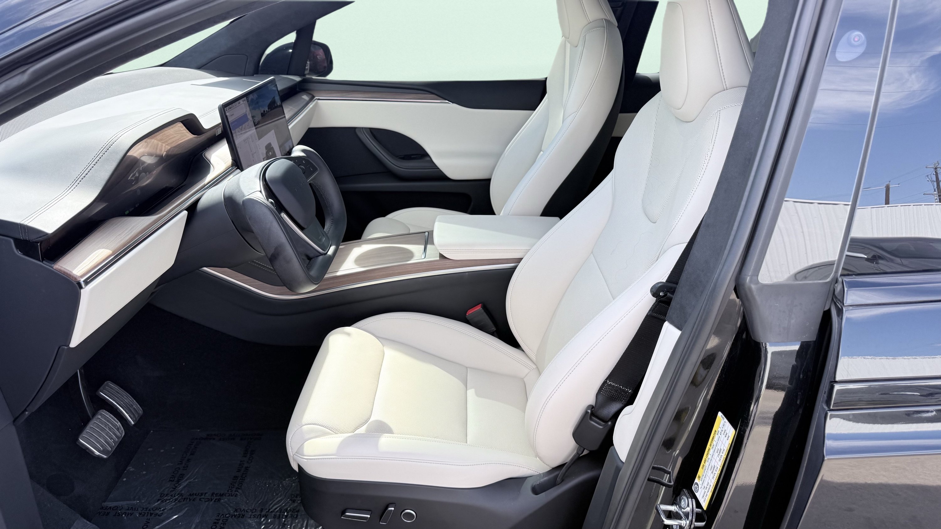Used 2026 Tesla Model X AWD/4WD image 3