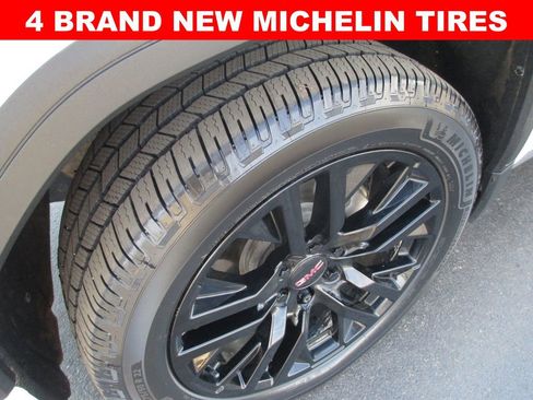 Used 2020 GMC Sierra 1500 Denali w/ Denali Ultimate Package image 3