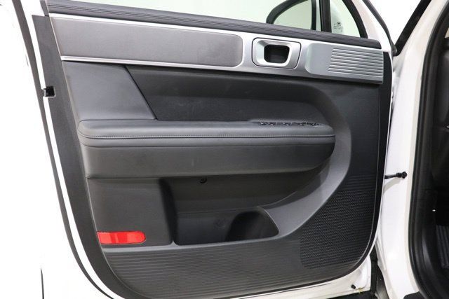 Used 2026 Hyundai Santa Fe SEL AWD/4WD image 19