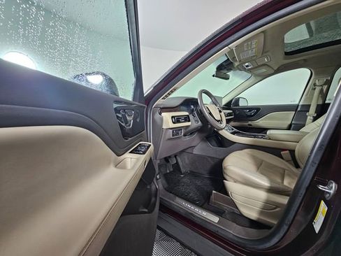 Used 2020 Lincoln Aviator Reserve w/ Equipment Group 201A image 23