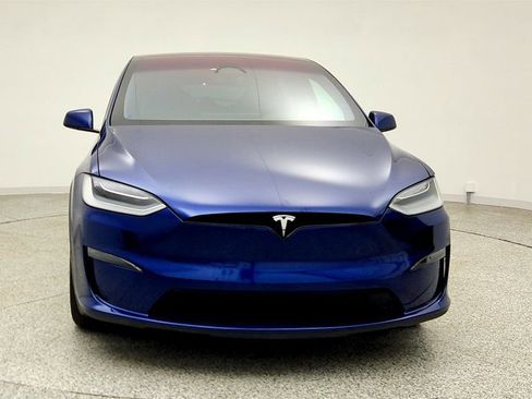 Used 2023 Tesla Model X image 2