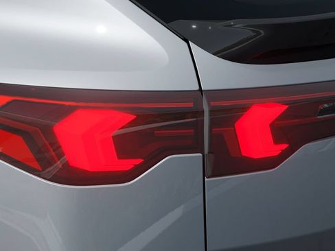 New 2026 BMW X2 xDrive28i w/ Technology Package AWD/4WD image 8