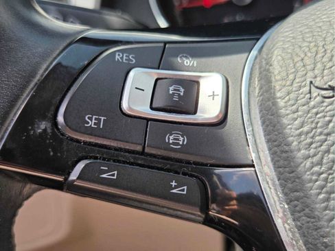 Used 2019 Volkswagen Atlas SE w/ Towing Package AWD/4WD image 33