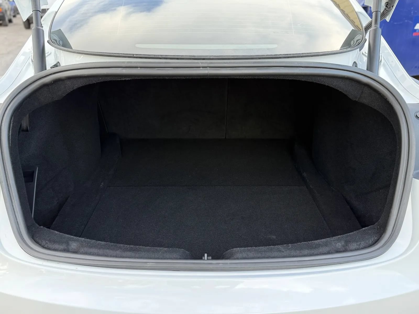 Used 2025 Tesla Model 3 Long Range RWD image 16