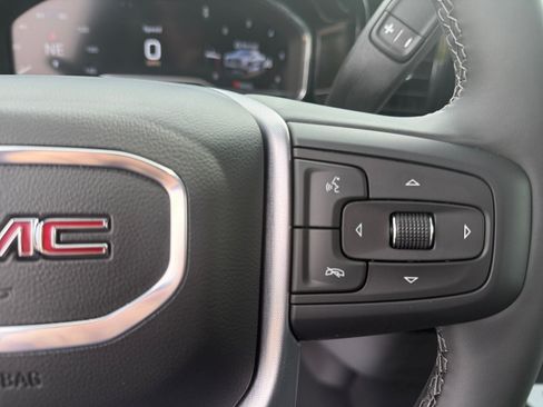 New 2025 GMC Sierra 1500 SLE w/ Preferred Package AWD/4WD image 17