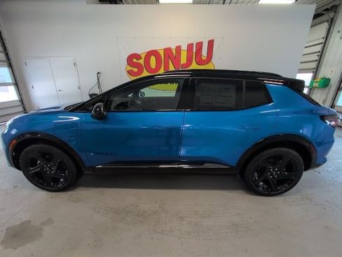 New 2026 Chevrolet Equinox EV RS image 2