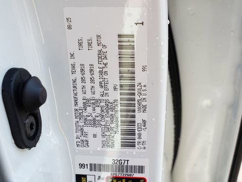 Used 2026 Toyota Sequoia TRD Pro AWD/4WD image 32