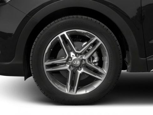 Used 2017 Hyundai Santa Fe Limited image 14