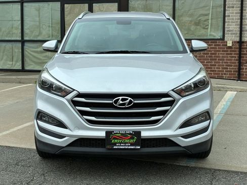 Used 2018 Hyundai Tucson SEL Plus AWD/4WD image 8