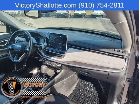 Certified 2022 Jeep Compass Latitude w/ Sun and Sound Group AWD/4WD image 34