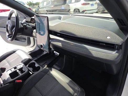 Used 2025 Ford Mustang Mach-E GT image 24