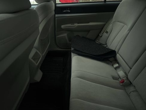 Used 2014 Subaru Outback 2.5i Premium w/ Popular Package #1B image 10